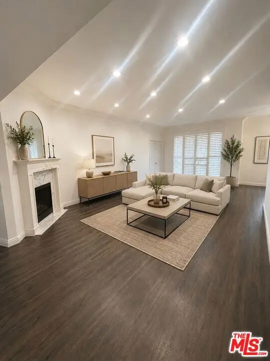 Condominium for rent at 1818 Pelham Avenue 103, Los Angeles, CA featuring 2 beds and 3 baths