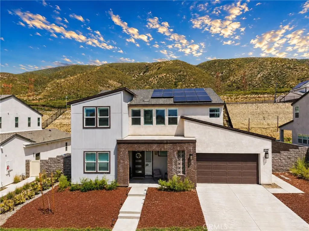15890 Butterfly Drive, Fontana, CA — listing photo 1