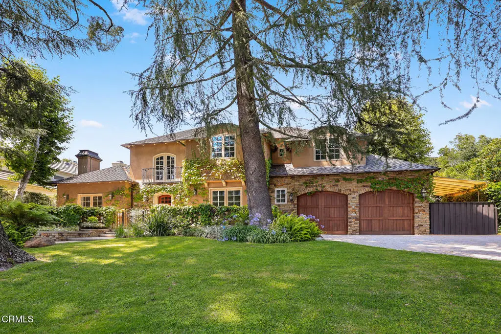Residential Lease for rent at 1925 Tondolea Lane, La Canada Flintridge, Los Angeles County, CA featuring 4 beds and 5 baths
