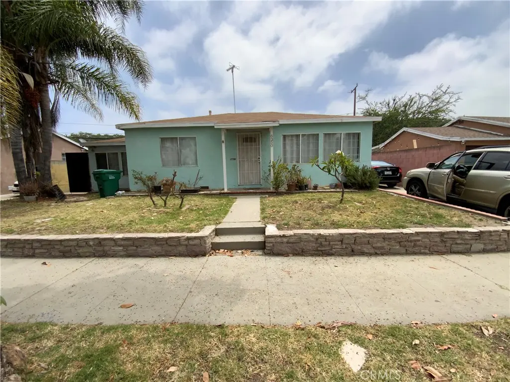 Single Family Residence for sale at 6350 Myrtle Avenue, Long Beach, CA featuring 3 beds and 2 baths