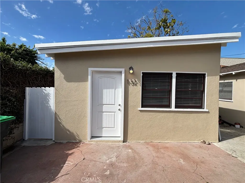 Quadruplex for rent at 132 S Batavia Street, Orange, CA featuring 1 bed and 1 bath