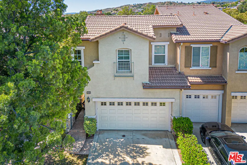 25684 Via Ventana, Valencia, CA — listing photo 1