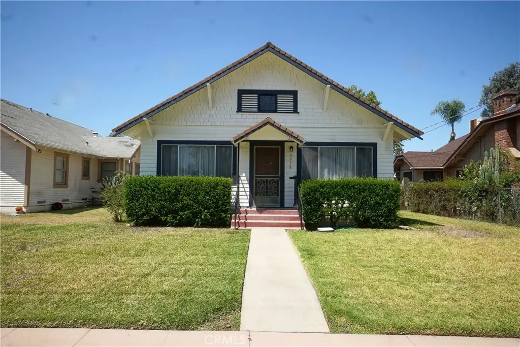 Residential Lease for rent at 3750 Taft Street, Riverside, Riverside County, CA featuring 3 beds and 2 baths