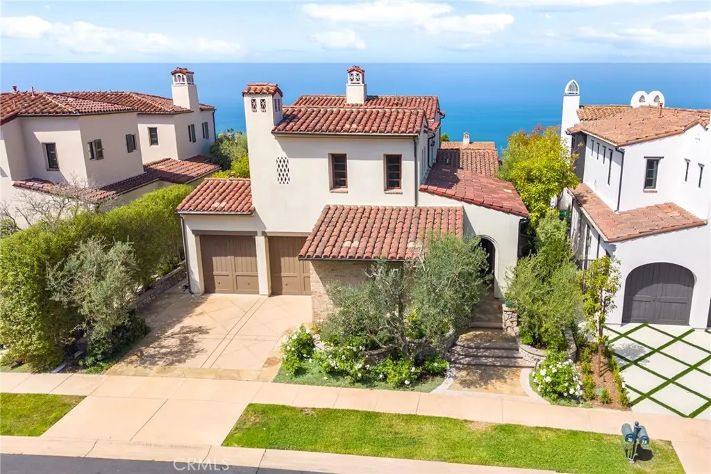 30 Surfspray Bluff, Newport Coast, CA — listing photo 1