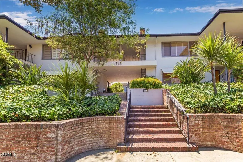 1715 Fair Oaks Avenue 15, South Pasadena, CA — listing photo 1