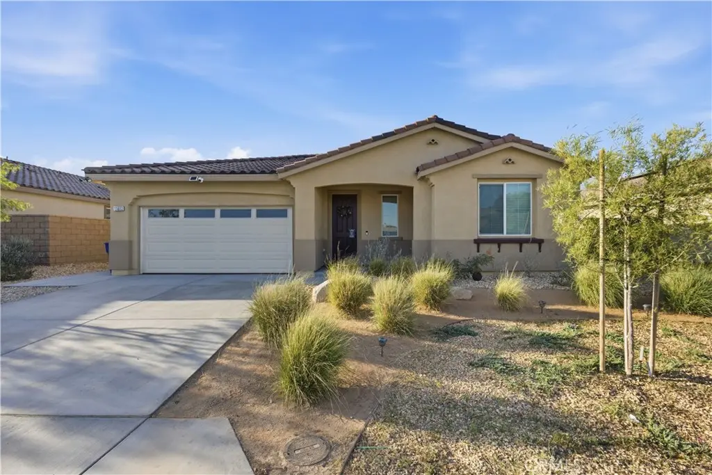Single Family Residence for sale at 11852 Bobcat Hills Lane, Victorville, CA featuring 5 beds and 3 baths