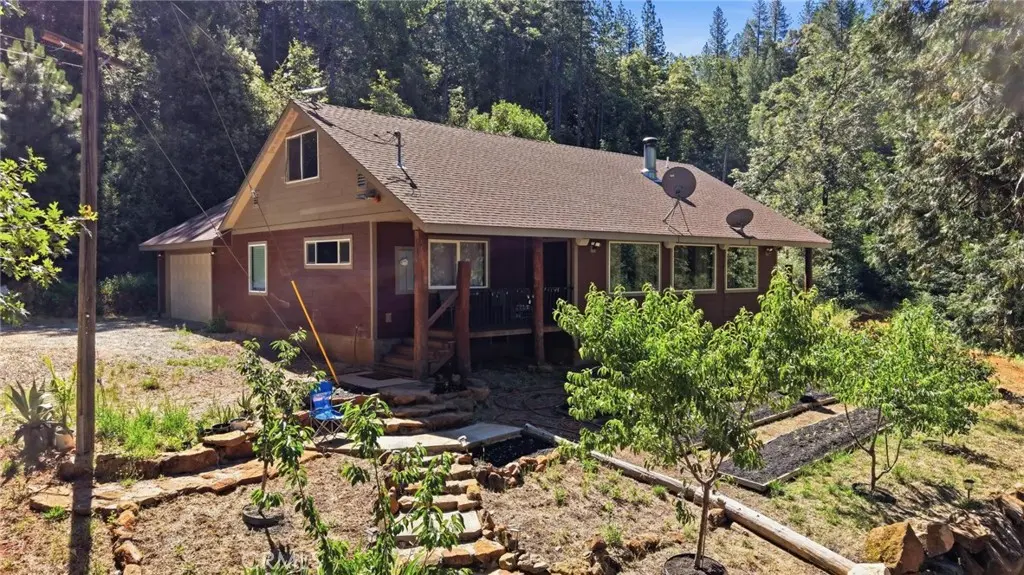 40 White Fir, Oroville, CA — listing photo 1