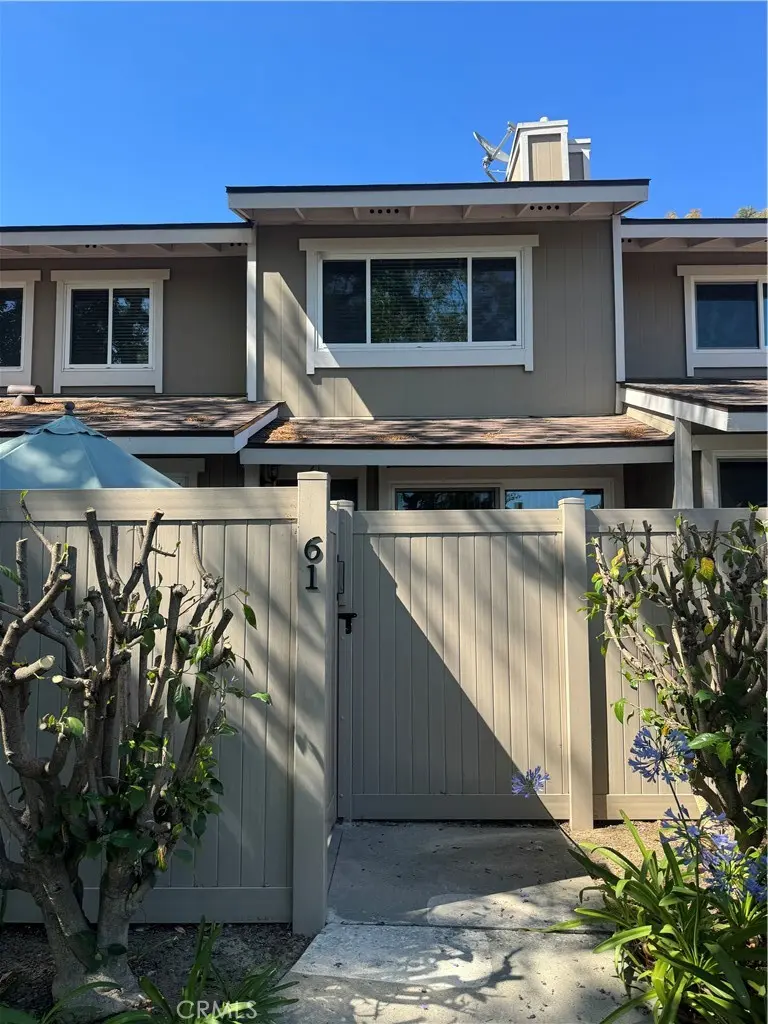Condominium for sale at 3166 E Palm 61, Fullerton, CA featuring 3 beds and 2 baths