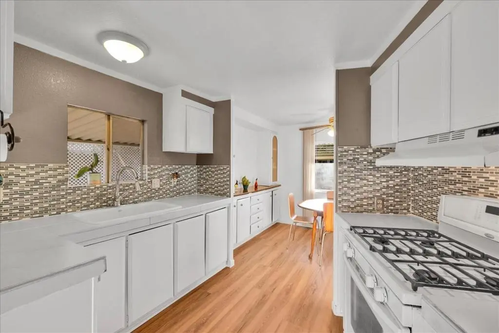 Manufactured In Park for sale at 462 Coyote Drive, Cathedral City, CA featuring 2 beds and 2 baths