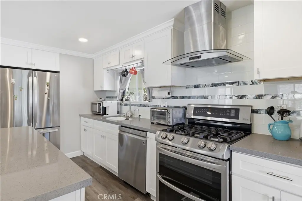 Manufactured In Park for sale at 80 Huntington 516, Huntington Beach, CA featuring 2 beds and 2 baths