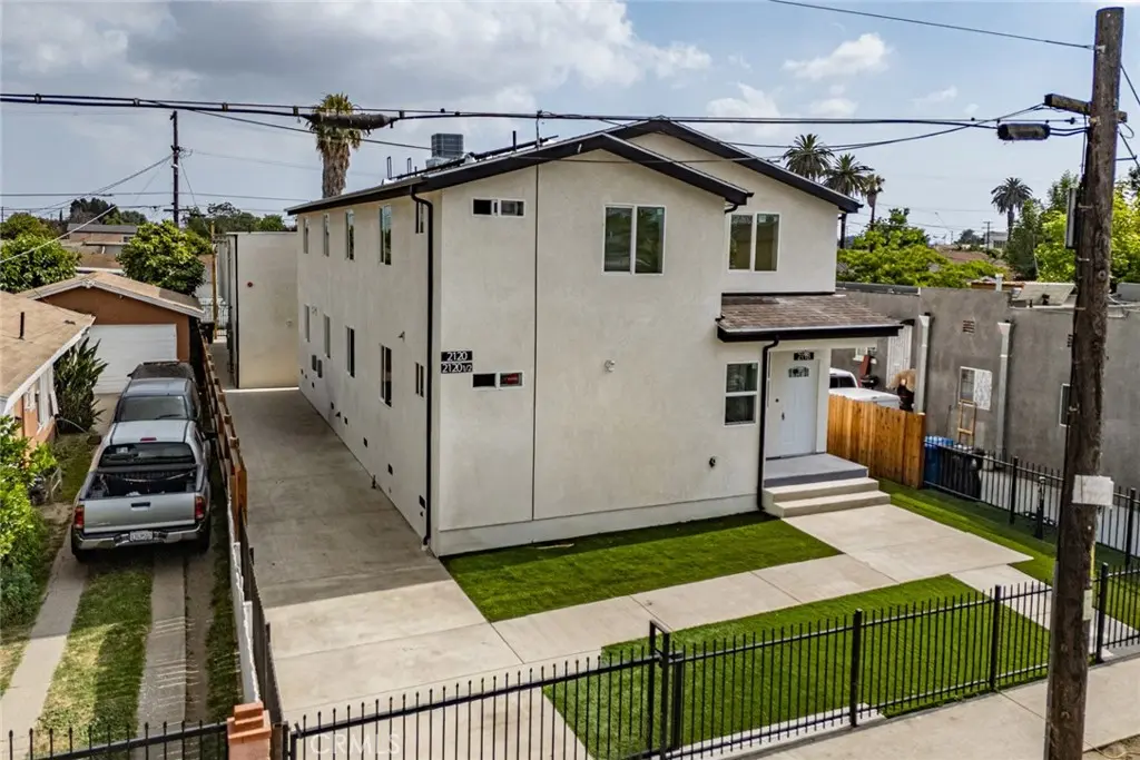 Residential Lease for rent at 2120 E 92nd Street, Los Angeles, Los Angeles County, CA featuring 18 beds and 10 baths