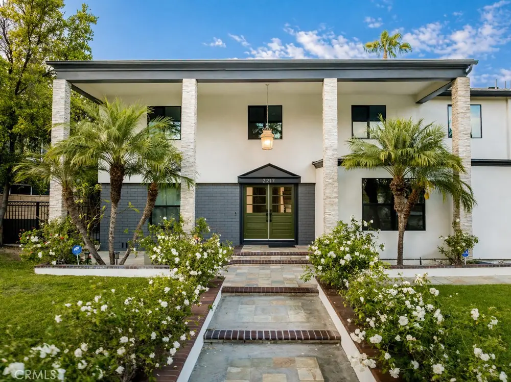 Single Family Residence for rent at 2217 Loma Verde Drive, Fullerton, CA featuring 5 beds and 3 baths