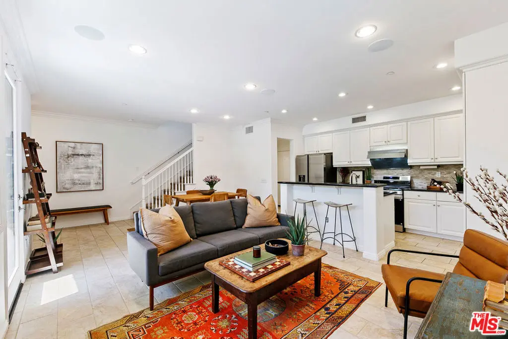 1572 Silver Shadow Drive, Newbury Park, CA — listing photo 1