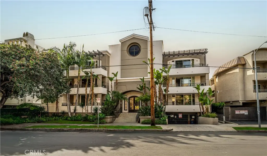 4637 Willis Avenue 306, Sherman Oaks, CA — listing photo 1