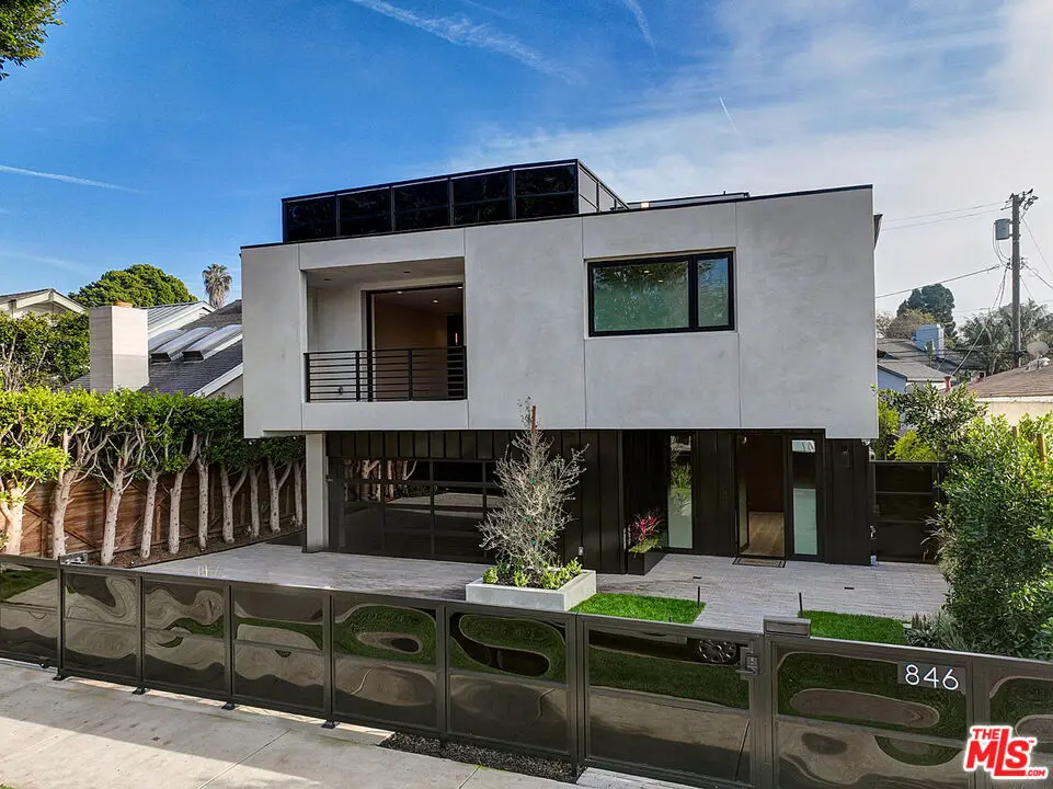 846 Dickson Street, Marina Del Rey, CA — listing photo 1