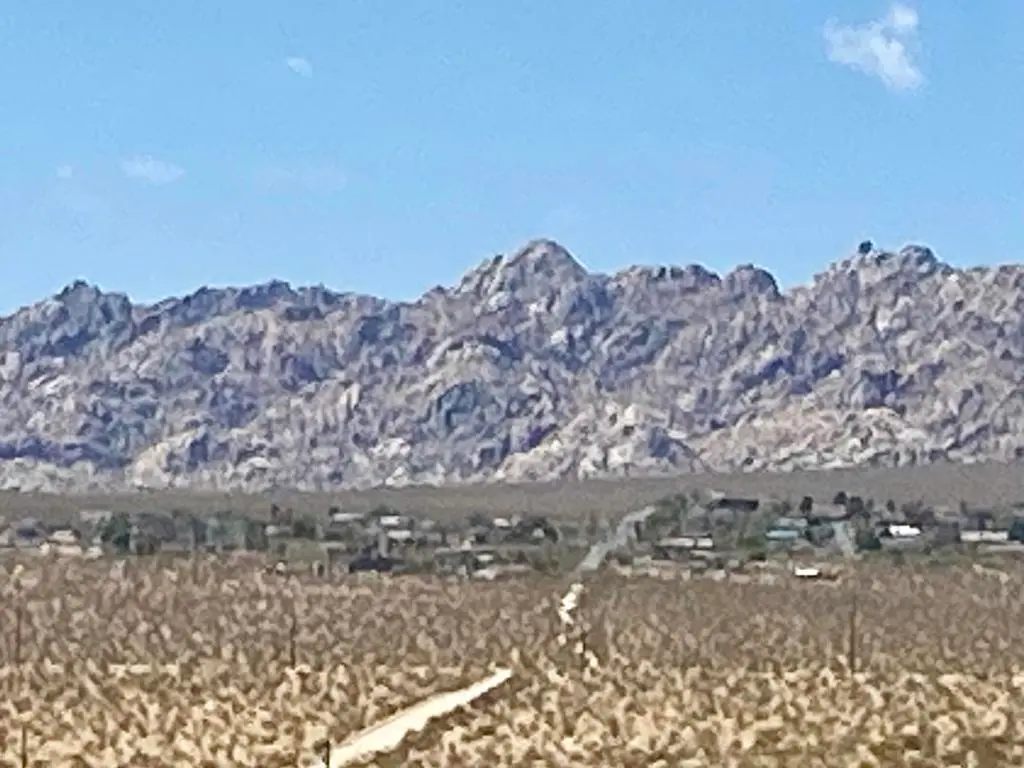 112 Amboy Road, 29 Palms, CA — listing photo 1
