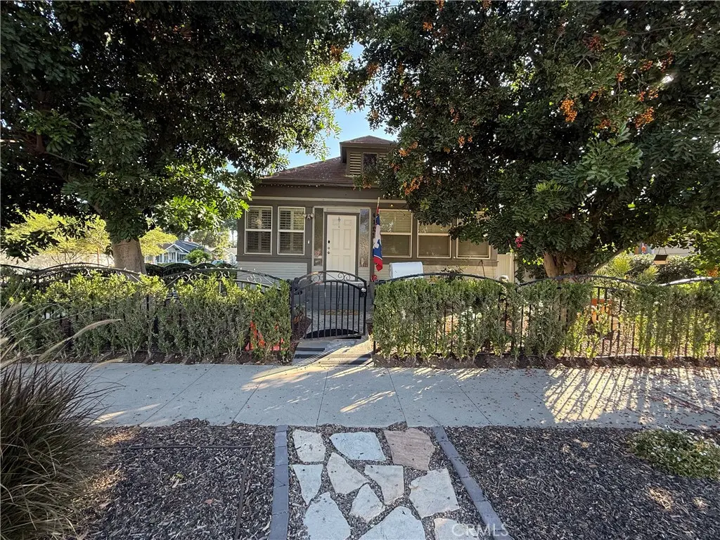 4193 5th, Riverside, CA — listing photo 1