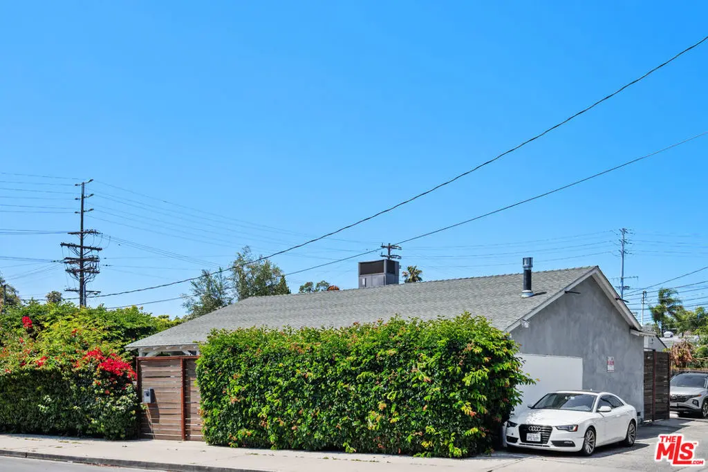 5205 Agnes Avenue, Valley Village, CA — listing photo 1