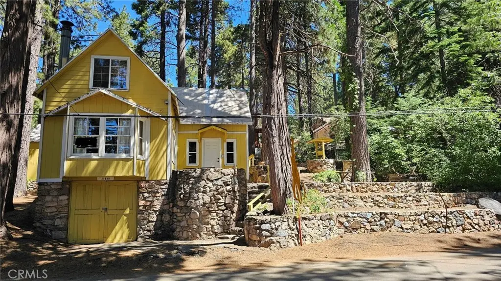 31858 Hollow Way, Running Springs, CA — listing photo 1
