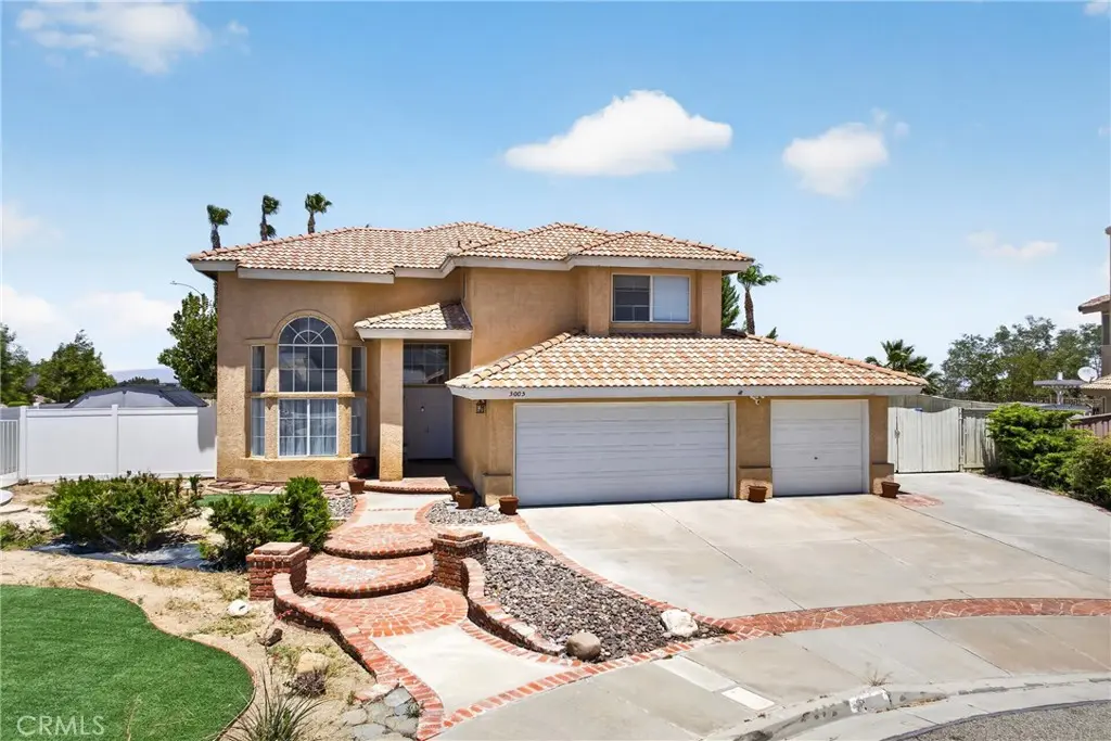 3005 Chuckwagon Road, Palmdale, CA — listing photo 1