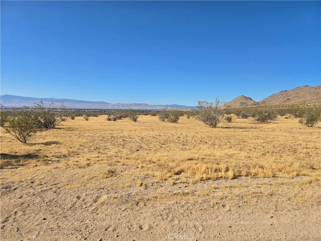 0 Falchion Rd 0472-331-03, Apple Valley, CA — listing photo 1