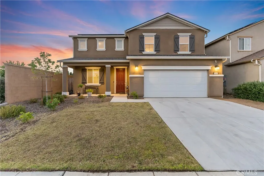 6690 E Adena, Fresno, CA — listing photo 1