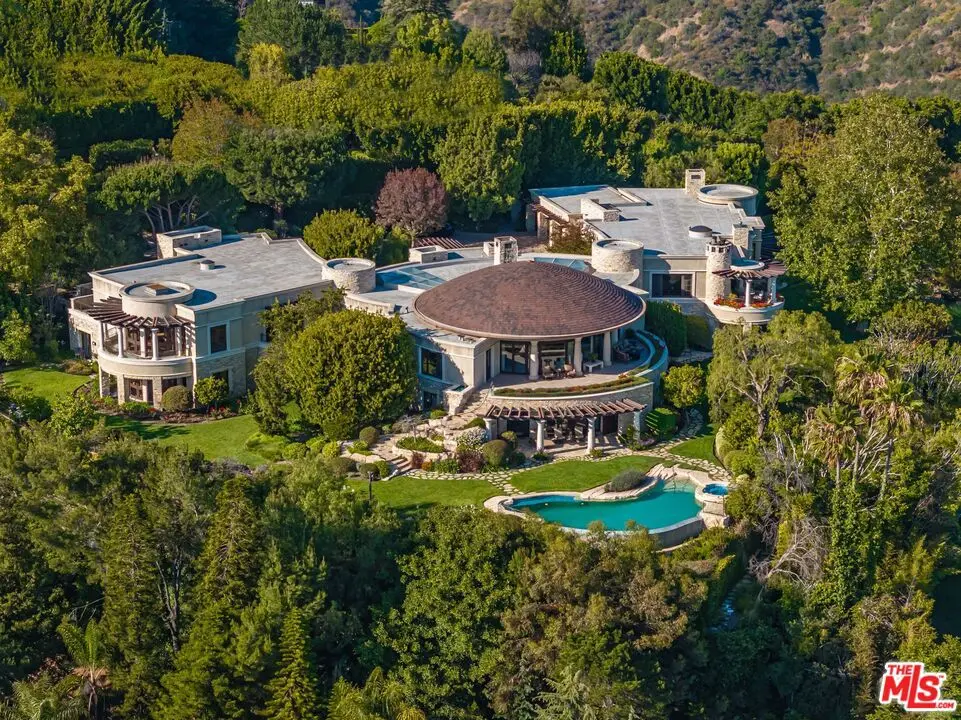 Single Family Residence for sale at 1101 Bel Air Place, Los Angeles, CA featuring 5 beds and 17 baths