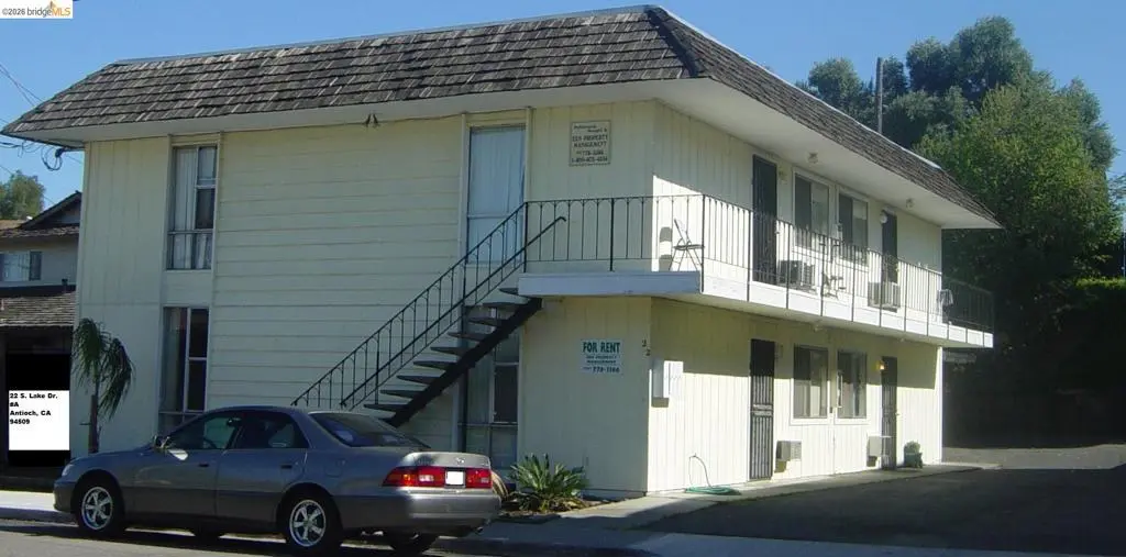 Residential Lease for rent at 22 South Lake Drive, Antioch, CA featuring 2 beds and 1 bath