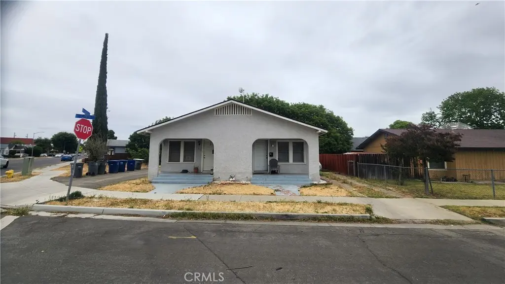 Duplex for sale at 450 N 6th, Coalinga, CA