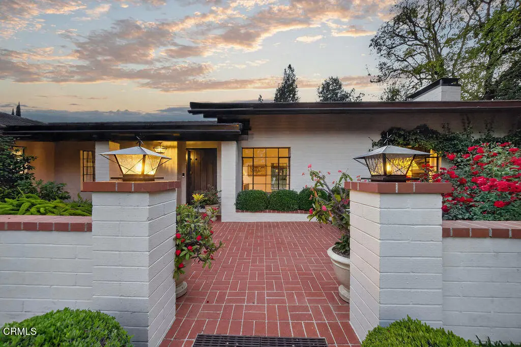 Single Family Residence for sale at 1115 S Oak Knoll Avenue, Pasadena, CA featuring 3 beds and 4 baths