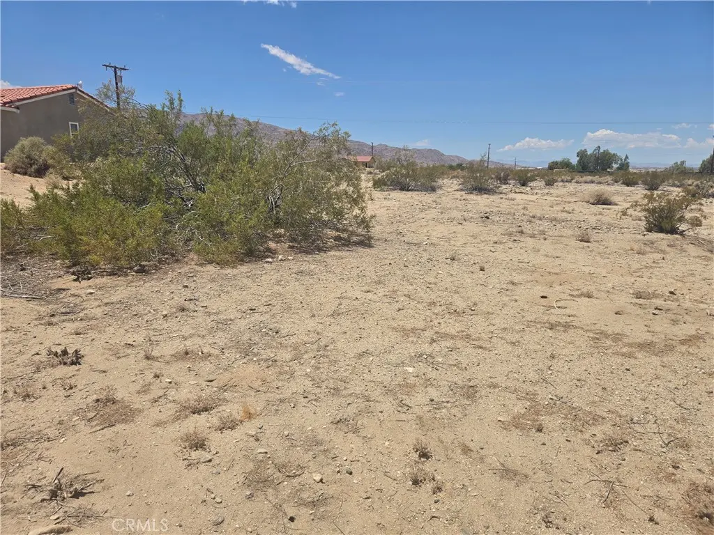 2 Sheridan Avenue, 29 Palms, CA — listing photo 1