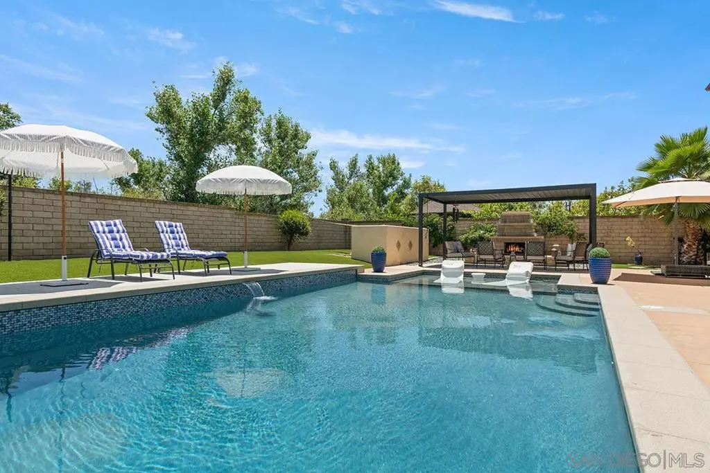 Single Family Residence for sale at 2340 Douglaston Glen, Escondido, CA featuring 5 beds and 5 baths