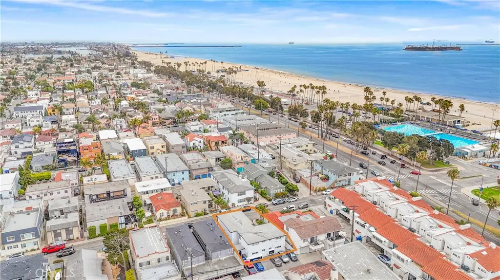 Apartment for sale at 25 Bennett, Long Beach, CA