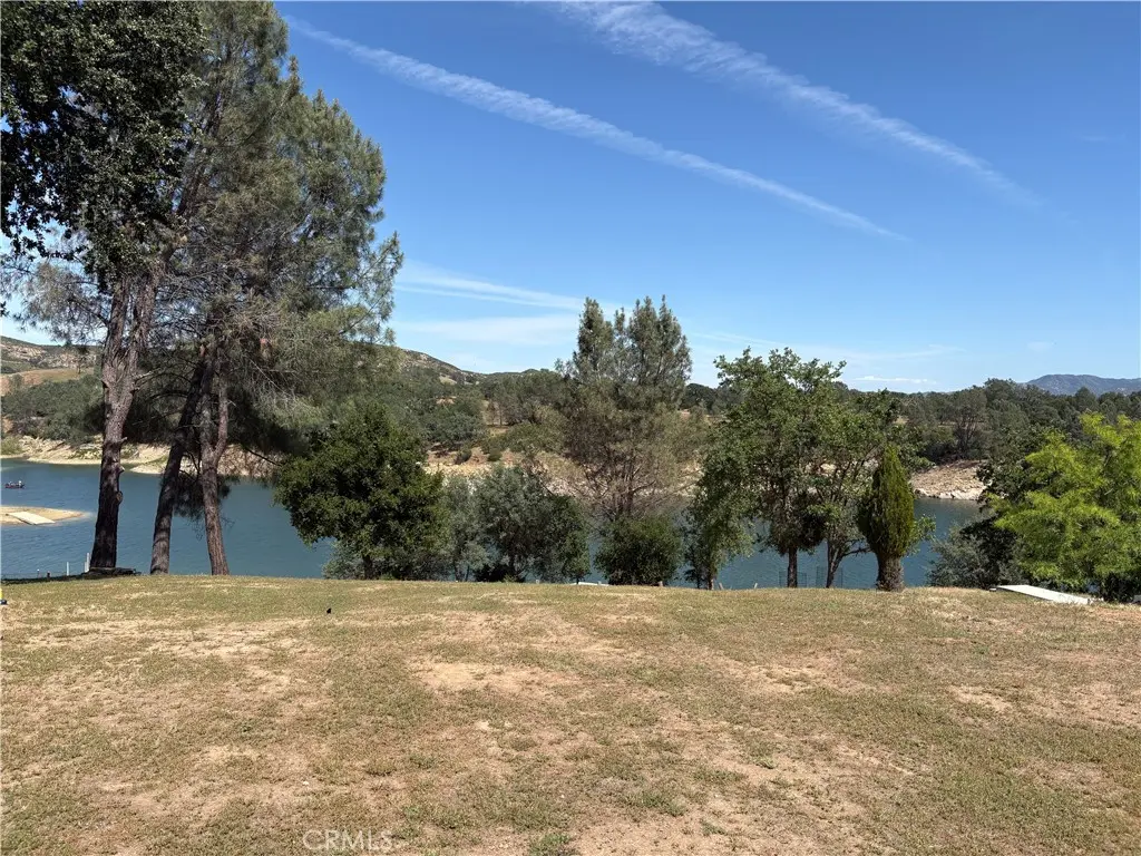 6075 Nacimiento Shores Rd, Lake Nacimiento, CA — listing photo 1