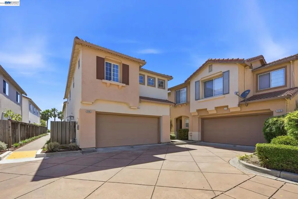 Single Family Residence for sale at 2245 Pipit Ct, San Leandro, CA featuring 4 beds and 3 baths