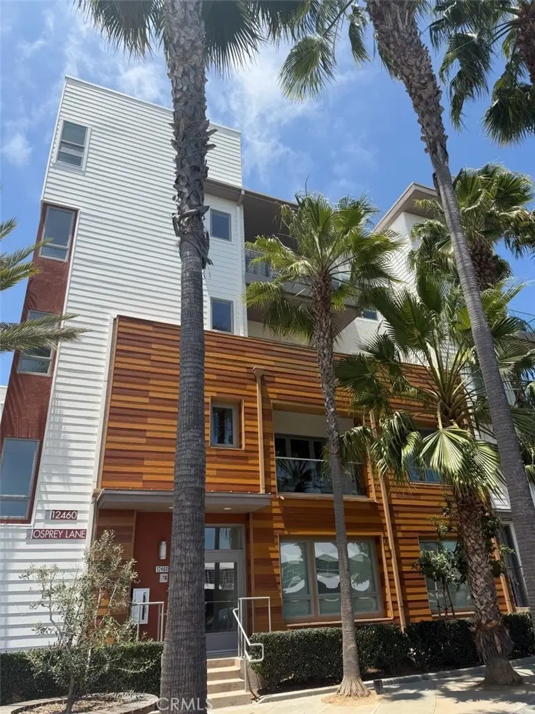 12460 Osprey Lane 2, Playa Vista, CA — listing photo 1
