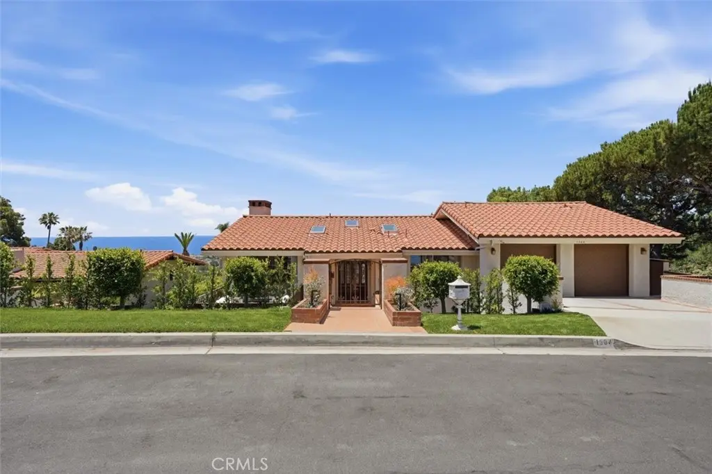 1304 Via Romero, Palos Verdes Estates, CA — listing photo 1