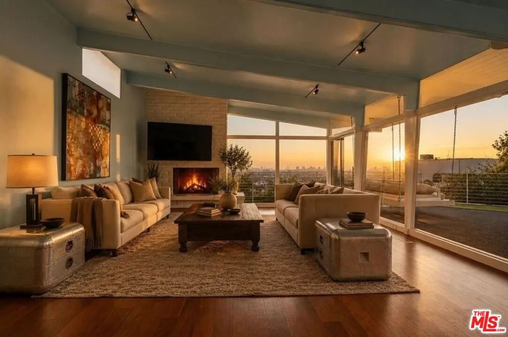 Residential Lease for rent at 8411 Hollywood Boulevard, West Hollywood, Los Angeles County, CA featuring 2 beds and 3 baths