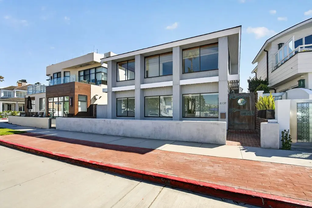 Residential Lease for rent at 2137 Channel, Newport Beach, Orange County, CA featuring 4 beds and 3 baths