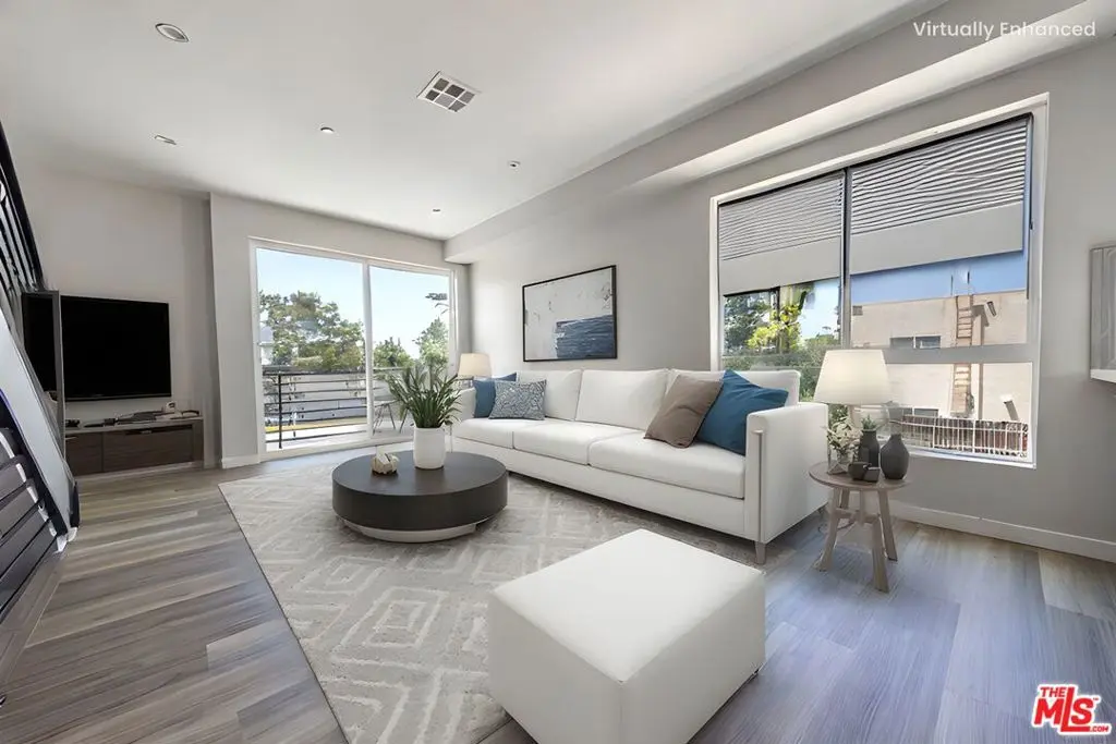6702 Balboa Boulevard 1, Van Nuys, CA — listing photo 1