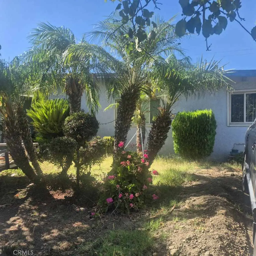 19439 Keswick, Reseda, CA — listing photo 1
