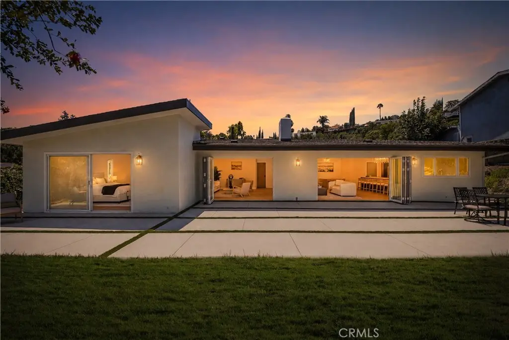 5932 Pat Avenue, Woodland Hills, CA — listing photo 1