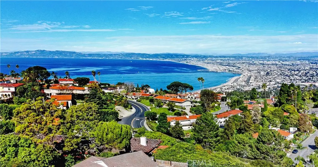 Single Family Residence for sale at 2521 Novato Place, Palos Verdes Estates, CA featuring 3 beds and 3 baths