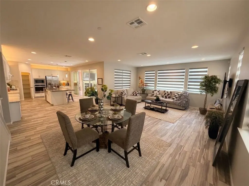 Single Family Residence for sale at 2808 Via Verona, Corona, CA featuring 5 beds and 5 baths