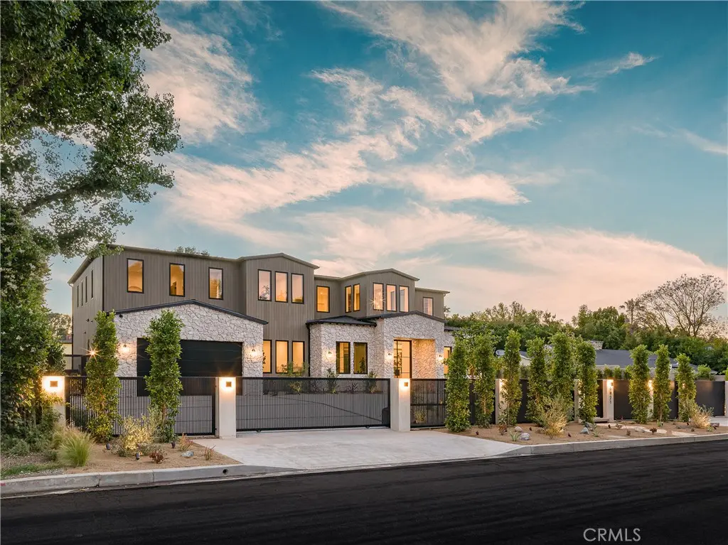 5421 Bothwell, Tarzana, CA — listing photo 1