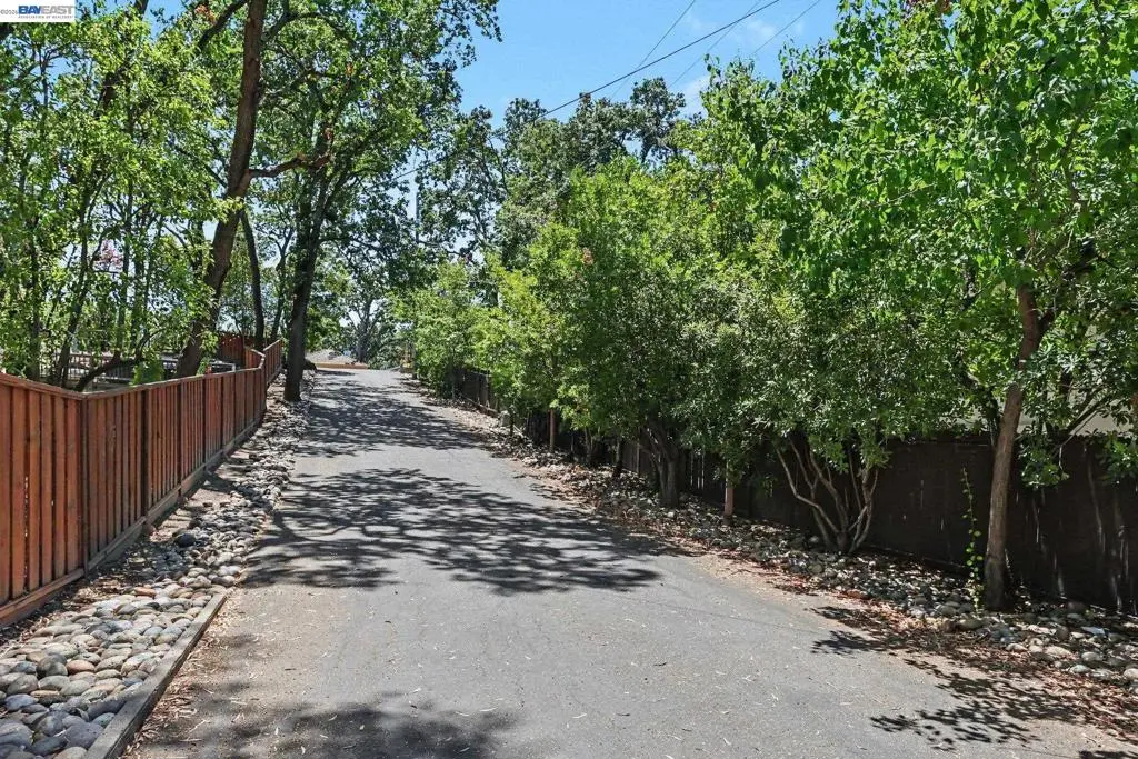 571 LA GONDA WAY, Danville, CA — listing photo 1