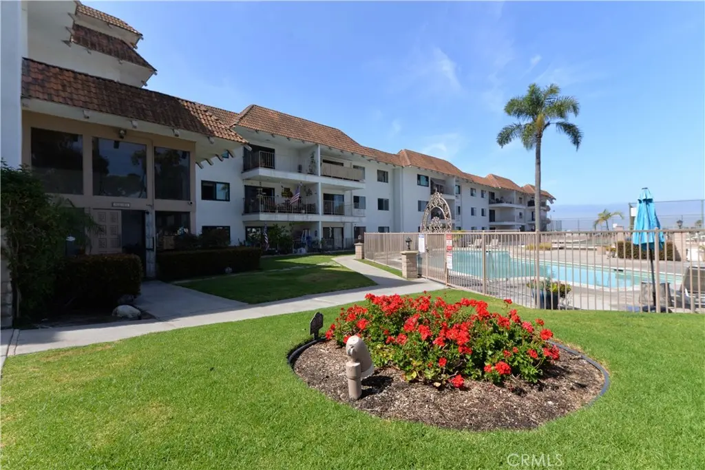 Condominium for rent at 2501 S. El Camino Real 202, San Clemente, CA featuring 2 beds and 2 baths