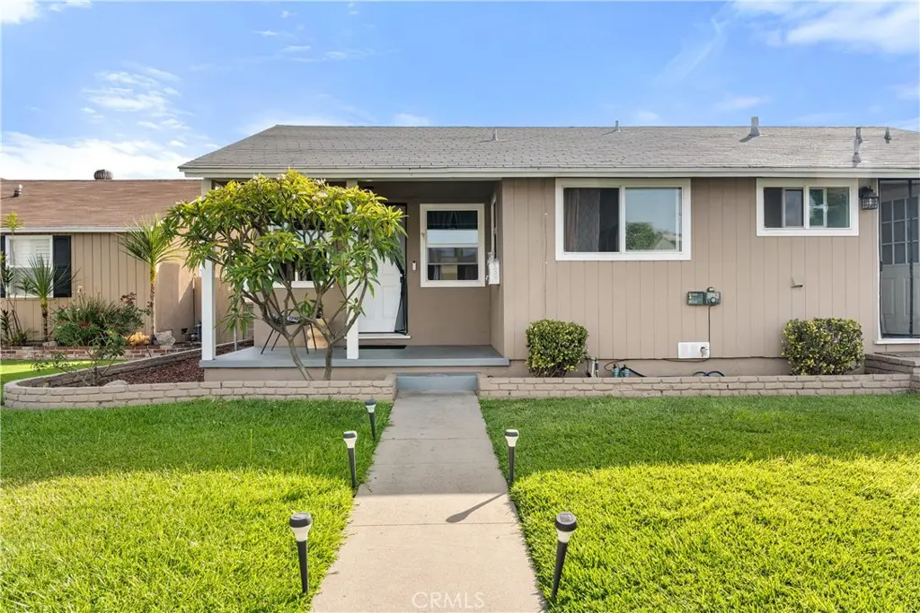 8030 Blandwood, Downey, CA — listing photo 1