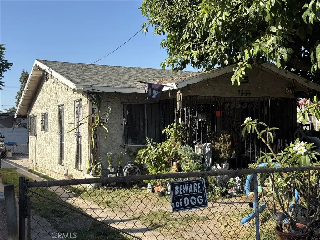 Single Family Residence for sale at 9337 Walnut, Pico Rivera, CA featuring 4 beds and 1 bath