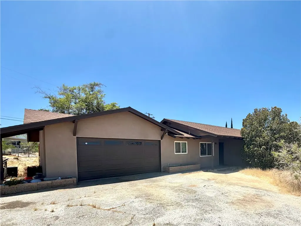 7316 Hanford Avenue, Yucca Valley, CA — listing photo 1